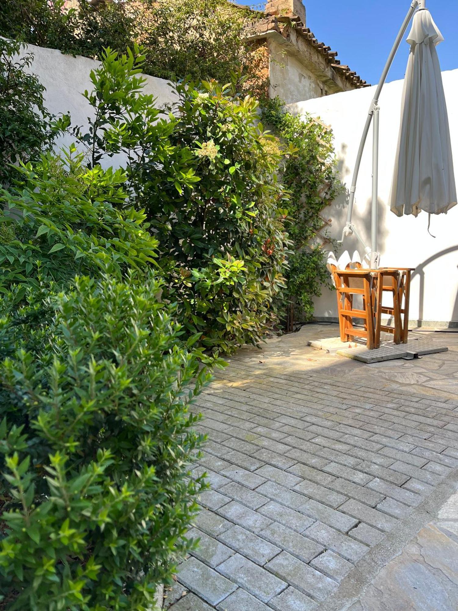 Maria'S Jasmine Apartment Volos Bagian luar foto